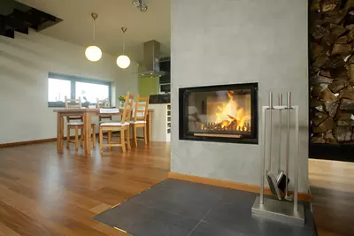 Pardoseală uscată tip dală flotantă